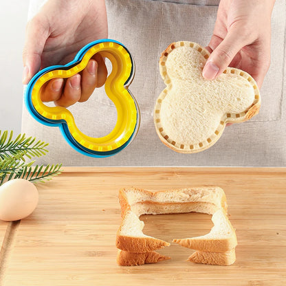Sandwich cutting and sealing machine, biscuit plastic cutting machine, household kitchen tools, baking molds, creative cuttin