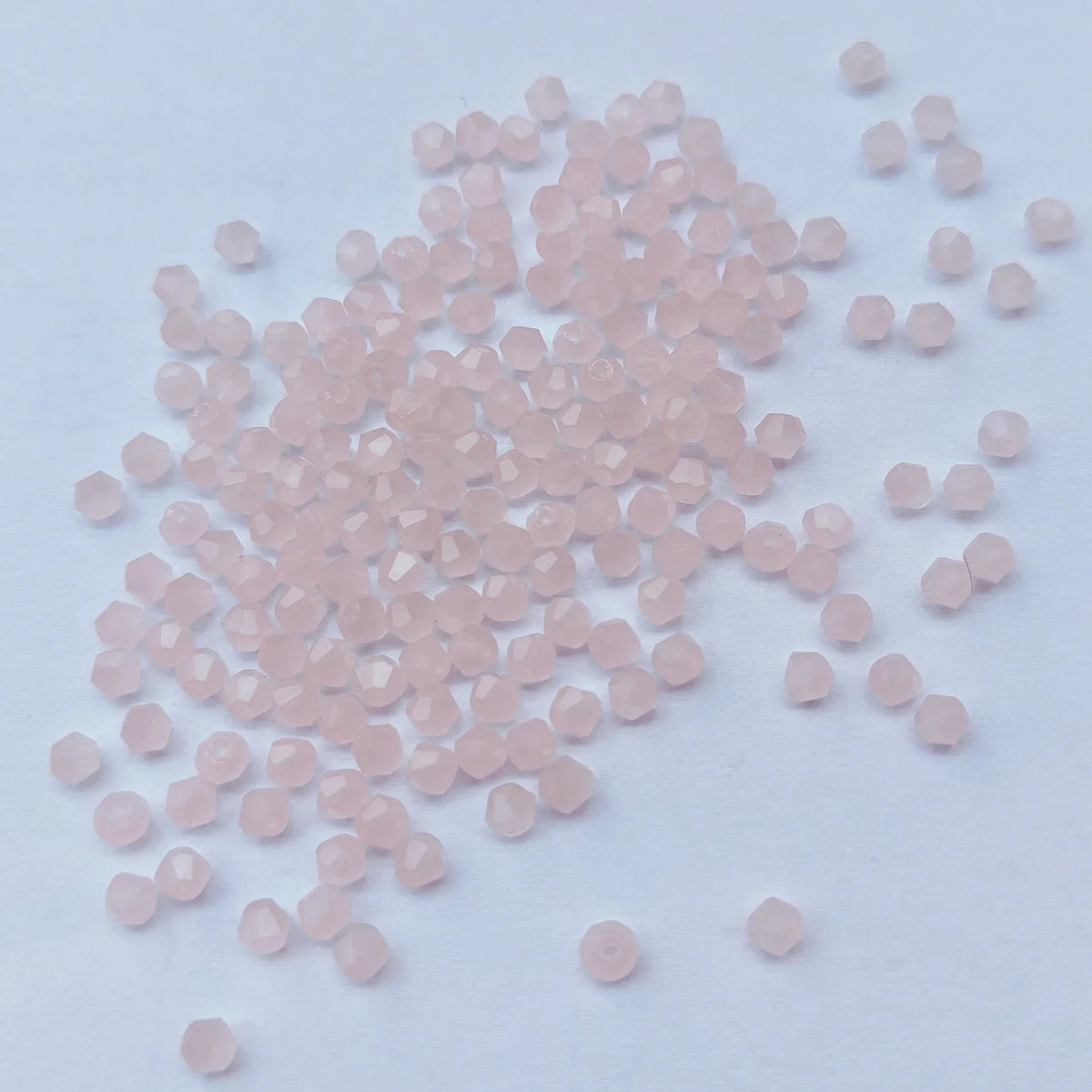 100PCS 4MM Shiny Faceted Austria Crystal Beads Bicone Beads Loose Spacer Beads for Jewelry Making DIY Bracelet Necklace Penda