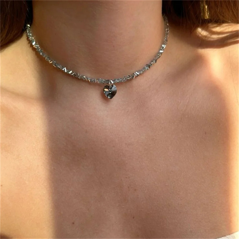 Fashion Vintage Sexy Zircon Heart Pendant Necklace For Women Female Boho Geometric Baroque Transparent Crystal Chain Jewelry 