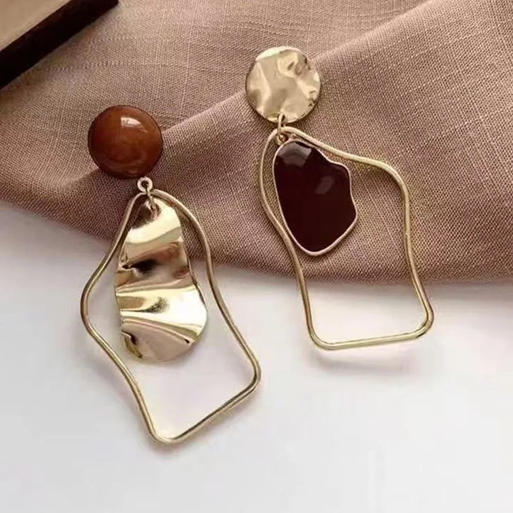 Vintage Elegant Blue Crystal Shell Pearl Conch Shape Stud Earrings for Women Fashion Simple Geometry Round Jewelry Party Gift