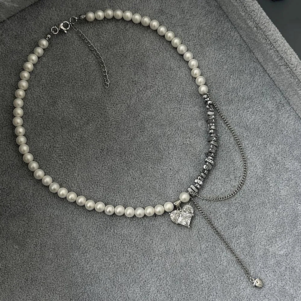 New Irregular Choker Vintage Tassels Zircon Heart Pendant Necklace For Women Female White Imitation Pearl Chain Valentine's G