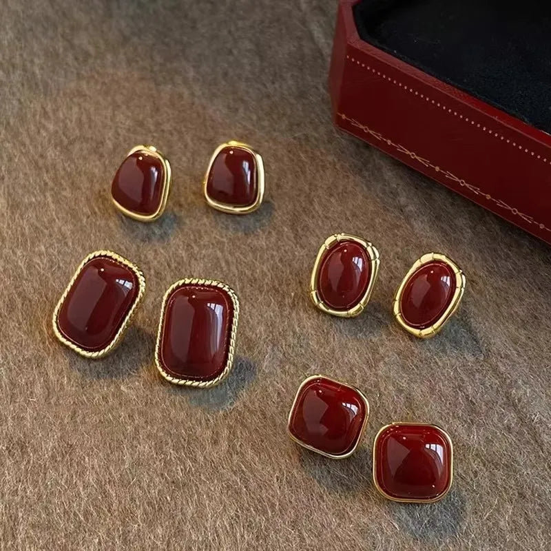 Vintage Enamel Wine Red Metal Stud Earrings for Women Fashion Geometric Square Earrings Elegant Wedding Jewelry Accessories