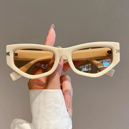 Vintage Cat Eye Sunglasses for Women New in Fashion Gradient Women Black Shades Trendy Chic Designer Sun Glasses