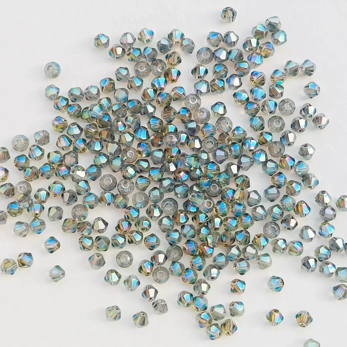 100PCS 4MM Shiny Faceted Austria Crystal Beads Bicone Beads Loose Spacer Beads for Jewelry Making DIY Bracelet Necklace Penda