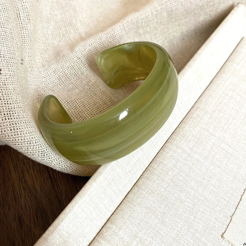 Vintage Colorful Geometric Widen Opened Bangle Women Fashion Personality Acrylic Cuff Bracelets Daily Party Jewelry Versatile