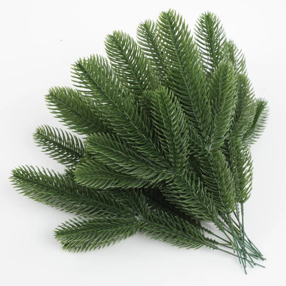 10Pcs Christmas Decoration Artificial Pine Branches Holly Berries Red Berry Branches for Christmas Tree Wreath Gifts Decorati