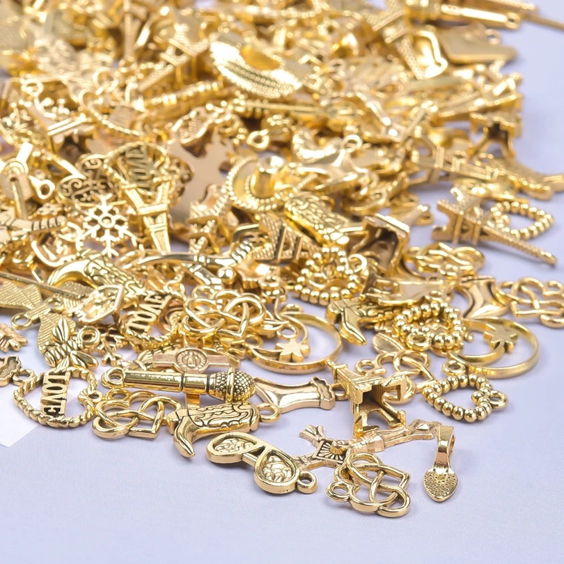 50pcs/Lot Vintage Gold Color Random Mix Small Cute Pendant Charm Metal Alloy Jewelry Making Handmade Materials To Make Bracel
