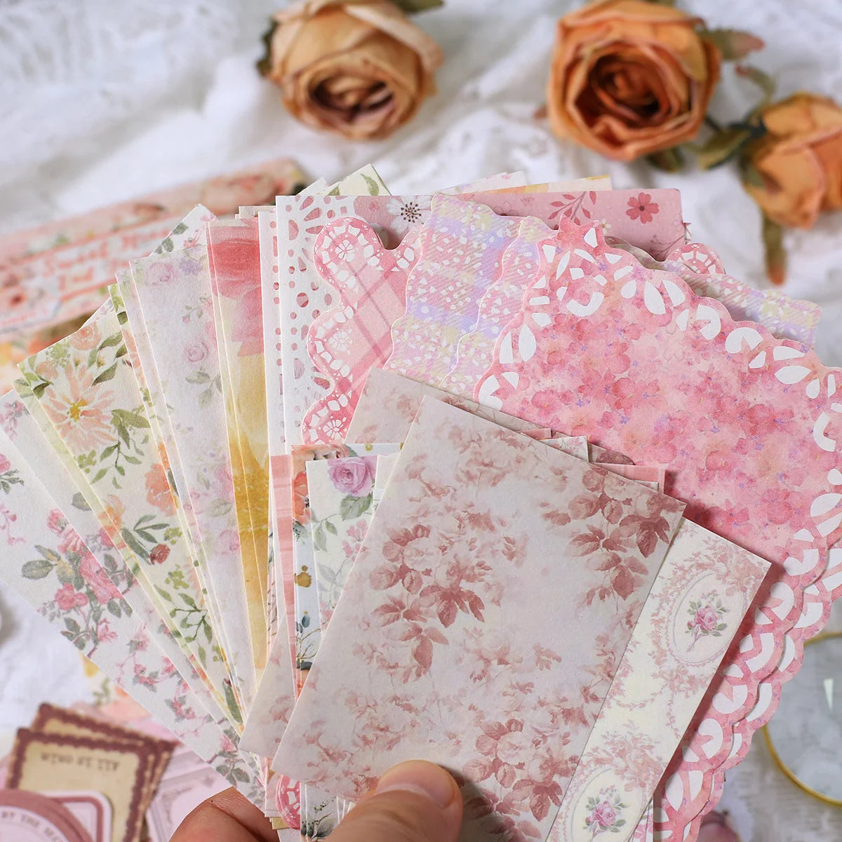 100 Pcs Vintage Scrapbooking Paper Collage Self-Adhesive Stickers DIY Crafts Decoration Journal Embellishments Paper Material