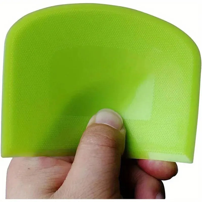 1pc Plastic Cake Cream Spatula, Dough Knife, Butter Scraper With Plain Smooth Edge, Baking Tools