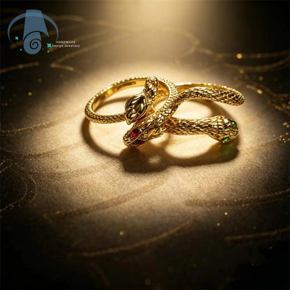 Vintage Alloy Vine Totem Ring with Green Crystal Fashion Jewelry for Women Gift Idea for Daily Use Special Occasion