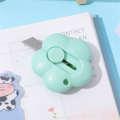 Lovely Flowers Portable Utility Knife Paper Cutter Cutting Paper Razor Blade Letter Envelope Opener Knife Office Stationery -