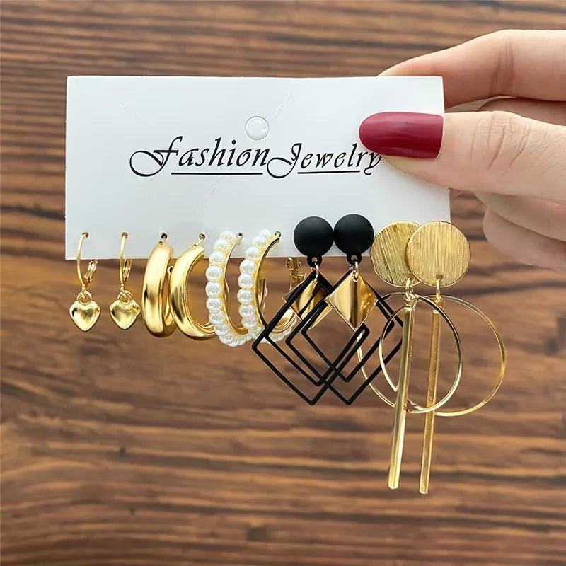 Fashion Geometric Hoop Earrings Set for Women Vintage Bohemian Pearl Gold Color Round Earring Punk Daily Wear Jewelry Gifts 2