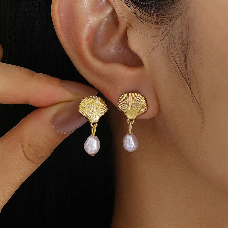 Vintage Metal Shell Stud Earrings for Women Trendy Accessories Personalization Jewelry Earrings Daily Wear Creative Jewelry G