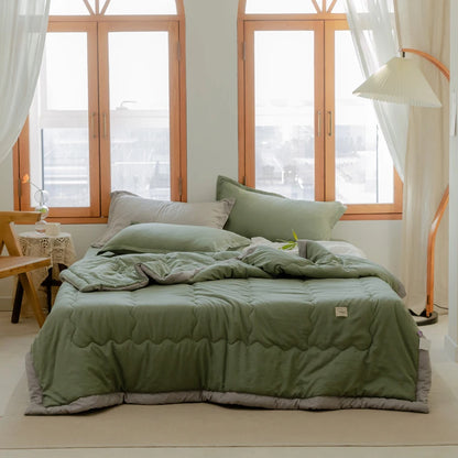 2025 new Japanese polyester cotton quilted summer quilt skin-friendly washable light luxury style solid color lightweight - G