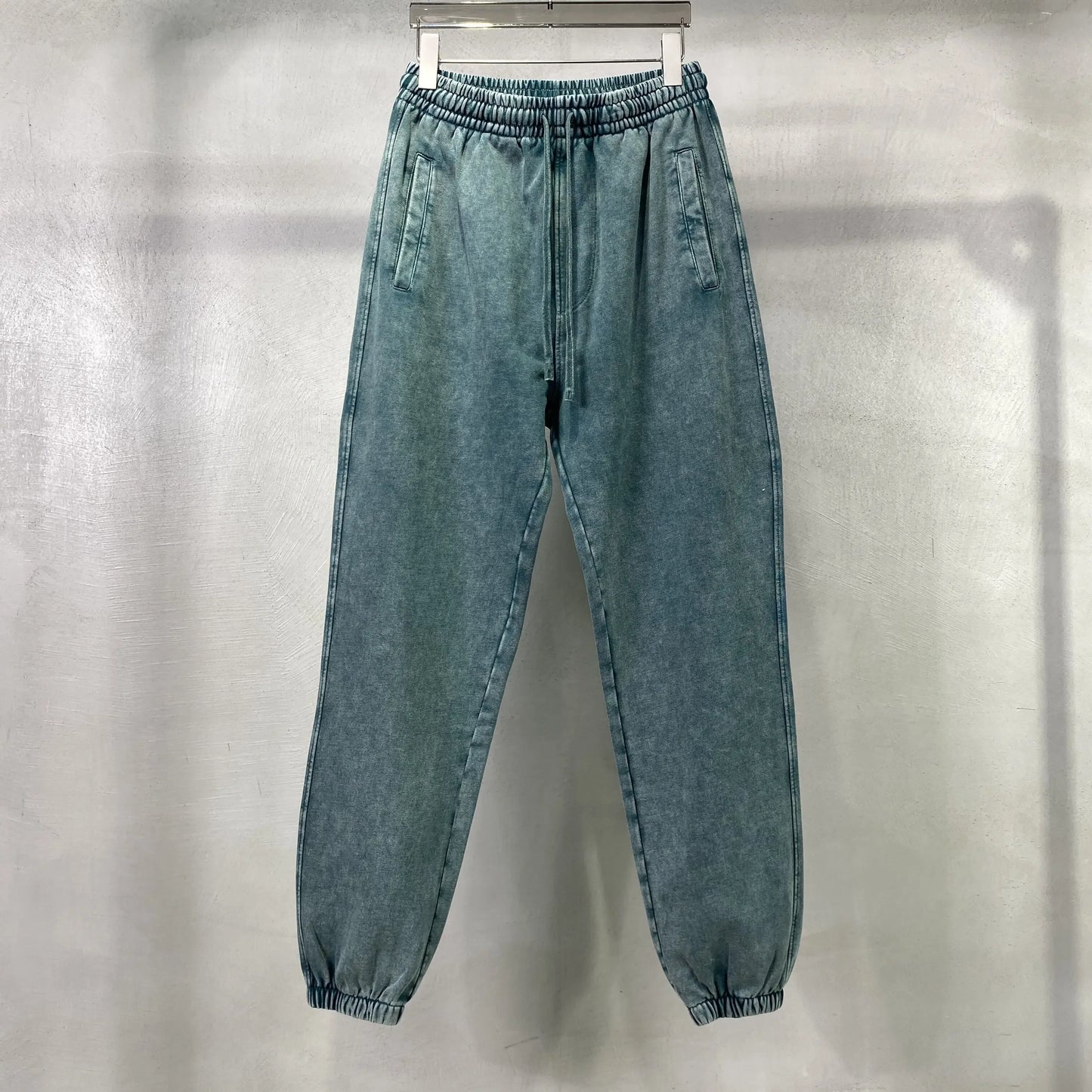 Batik Worn Casual Sweatpants