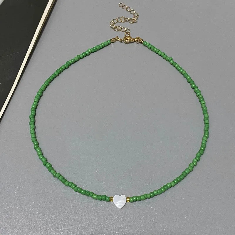 New Nature Shell Love Heart Choker Necklace for Girl Spring Summer Fashion Small Colorful Glass Beads Necklace Gift for Frien
