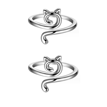 MIUSIE 2pcs Adjustable Knitting Crochet Loop Ring Knittied Yarn Guide Finger Faster Holder Thimble Thread Ring Sewing Tools -