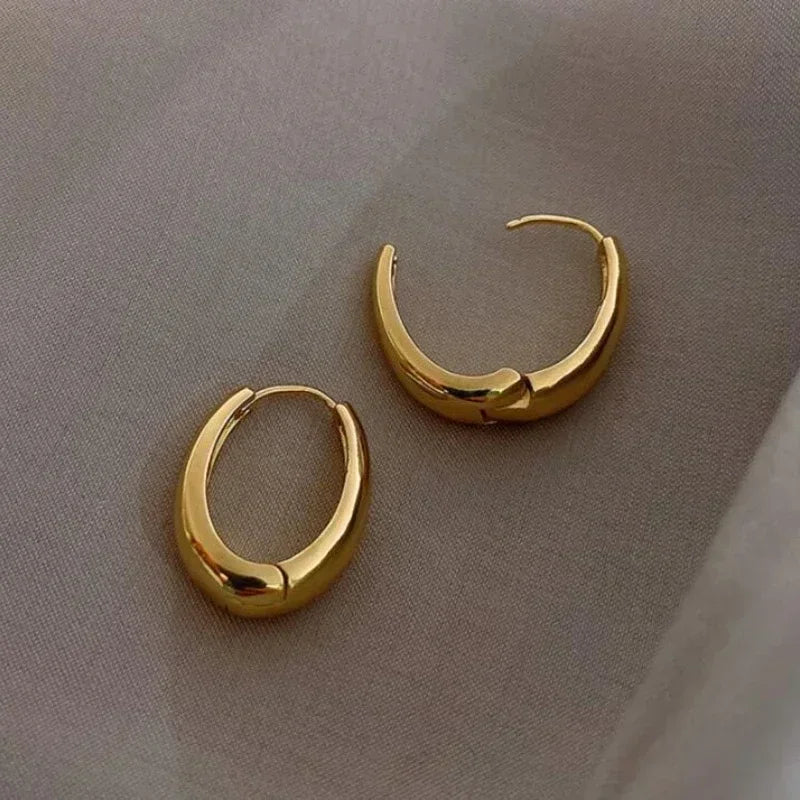 2023 Fashion Metal Drop Earrings for Woman Vintage Hoop Earring Trend Classic Party Wedding Pendant Jewelry Gift