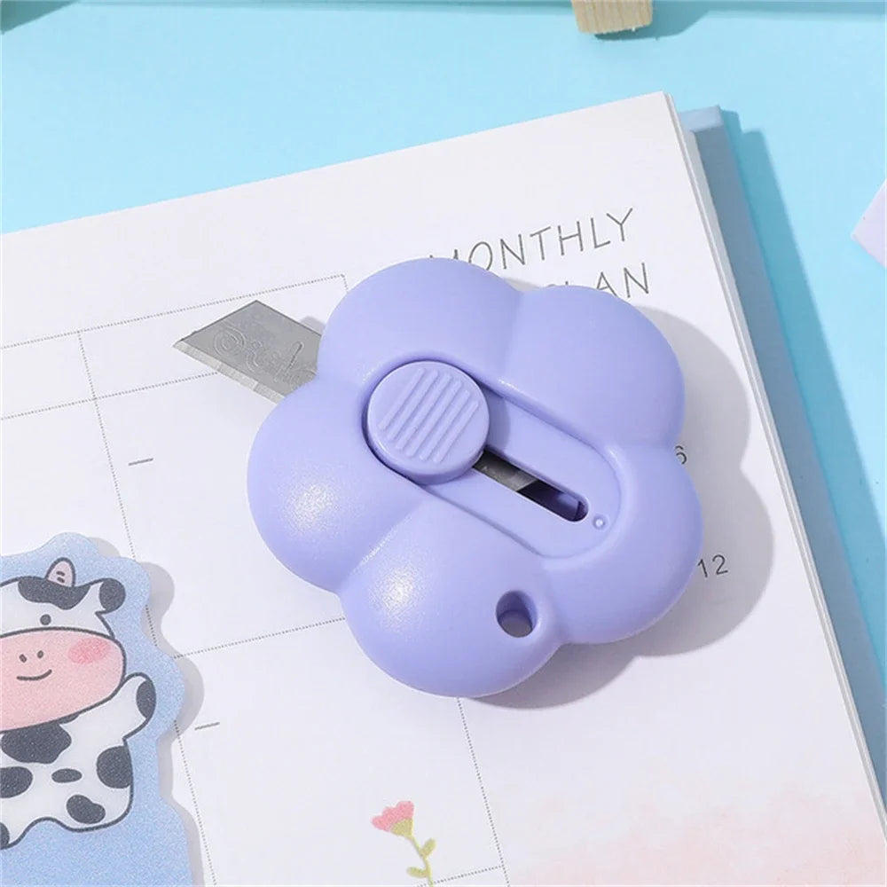 Lovely Flowers Portable Utility Knife Paper Cutter Cutting Paper Razor Blade Letter Envelope Opener Knife Office Stationery -