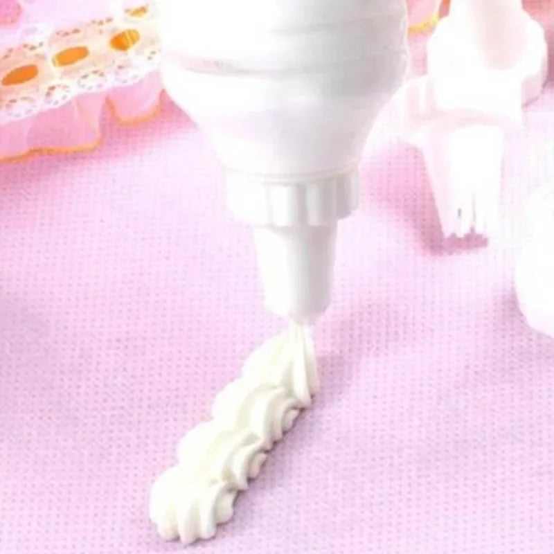 Delicate Cake Decorating Icing Piping Cream Syringe Tips 8 Nozzles Set Tool for Kitchen Baking Use