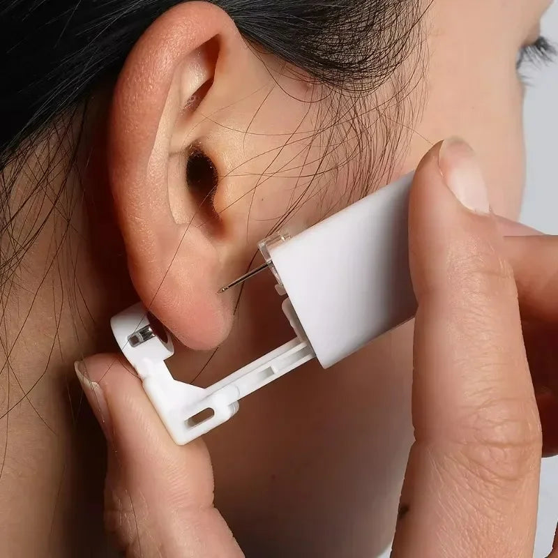 Safety Ear Piercing Gun Kit Women Men Disposable White Plastic Sterile Ear Piercing Device Fashion Simple Jewelry Piercing To