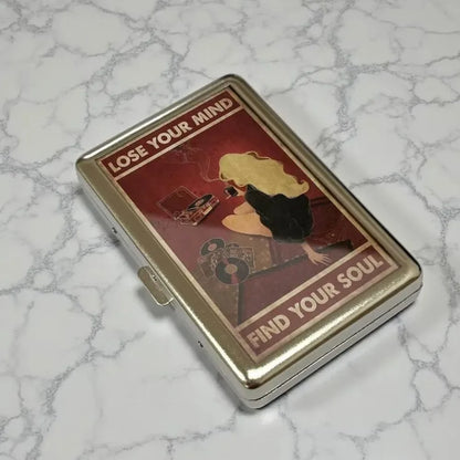 Vintage-Style Vintage Card Case Metal Material Easy Snap Metal Case Versatile Design Multi-function Card Holder