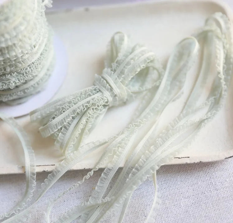 Lace Trim, 5 Meters Delicate Ruffle Lace, Sewing Projects, Scrapbooking, Gift Wrapping, 6mm Wide Lace Trim, Floral Lace Tape 