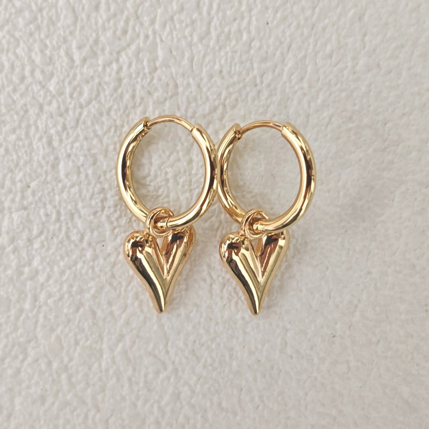 Punk Peach Heart Pendant Earrings for Women Silver Color Simple Fashion Geometric Circular Ear Buckle New Trendy Jewelry Gift