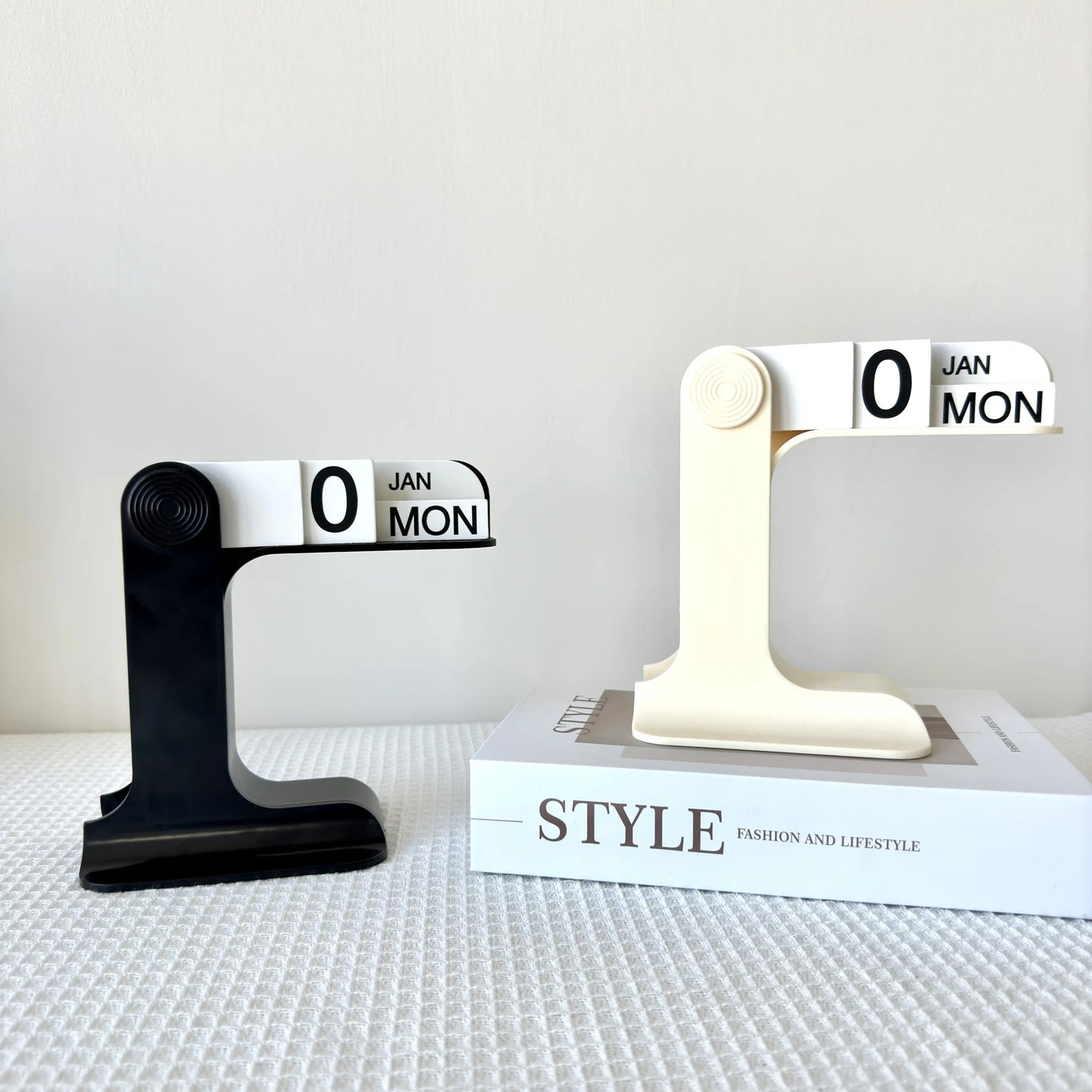 1pc modern minimalist style plastic creative perpetual calendar, desk calendar, office desktop decoration, new home decoratio