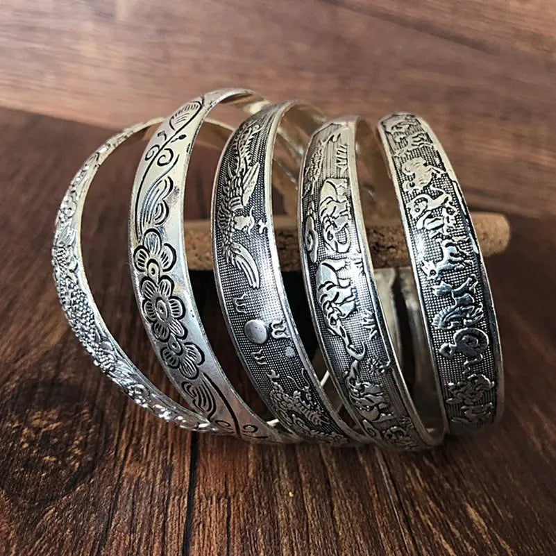 Retro Cuff Bracelets Tibetan Silver Metal Carving Fish Elephant Flower Bangles Vintage Gypsy Jewelry Female Gifts