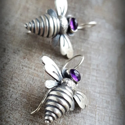 Vintage Bronze Dragonfly Earrings Fashion Gold Color Metal Carving Pattern Inlaid Moonstone Drop Earrings for Women Jewelry