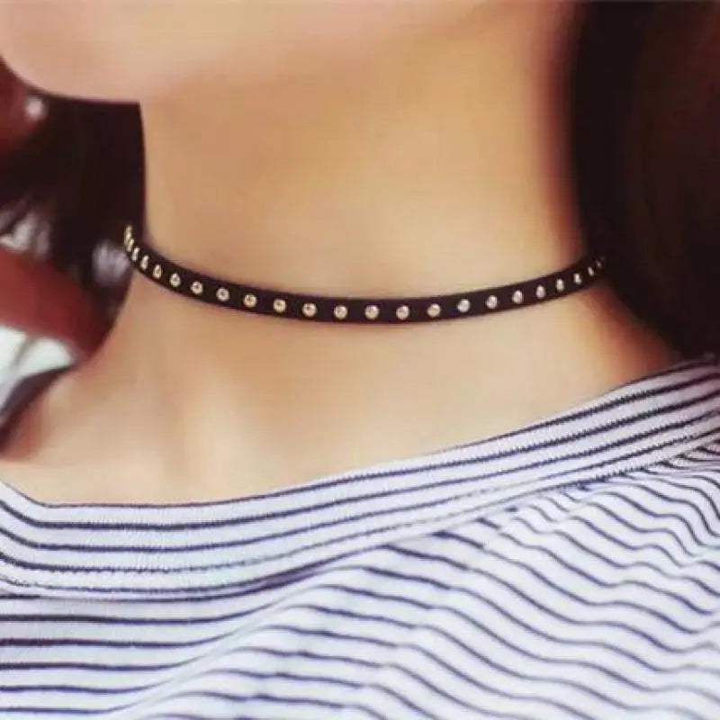 Cute Fashion Bohemian Personality Rivets Hot Nail Fender Necklace Collar Statement Necklace Choker Necklace Gargantilha Colla