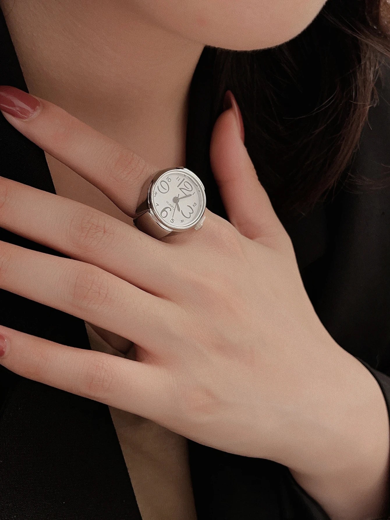 Mini Vintage Finger Ring Watch Round Creative Quartz Watches Fashion Couple Watches Accessories - WHITE