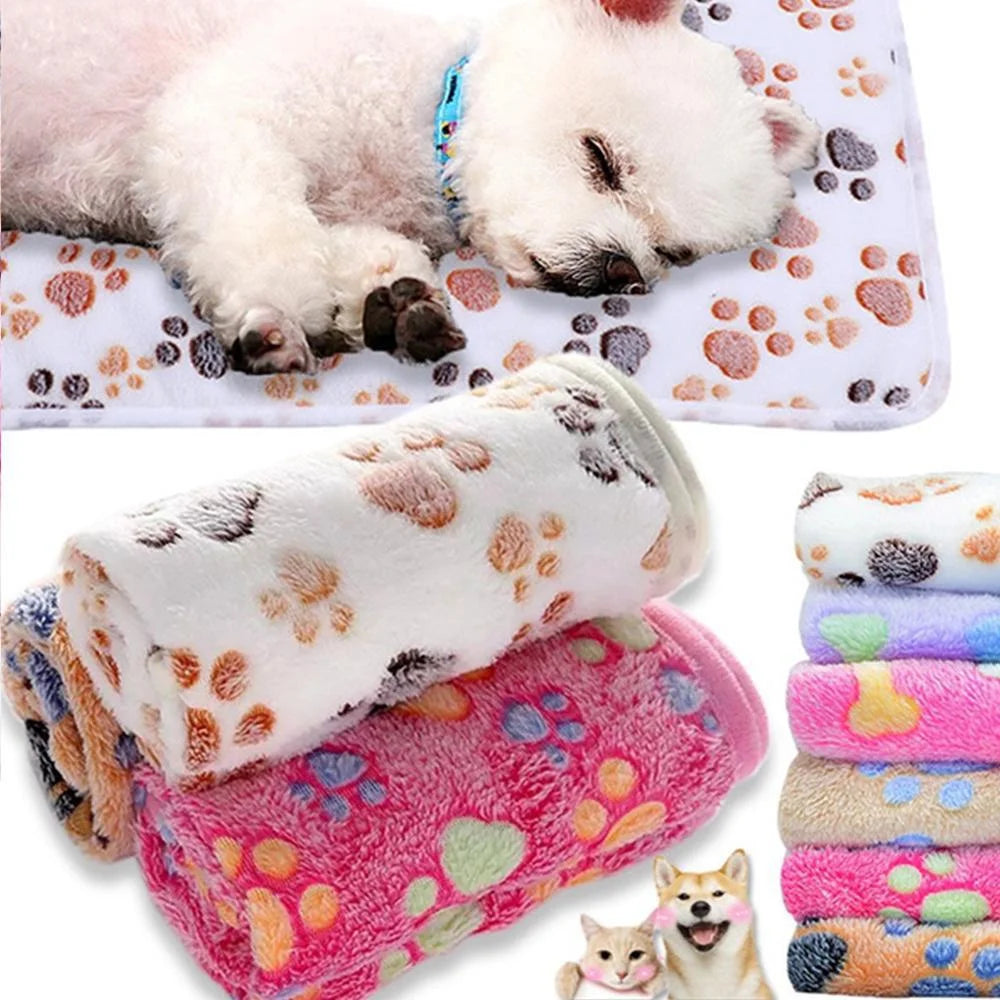 Soft Fluffy Pet Blanket Cute Cartoon Pattern Pet Mat Warm and Comfortable Blanket for Cat Dogs