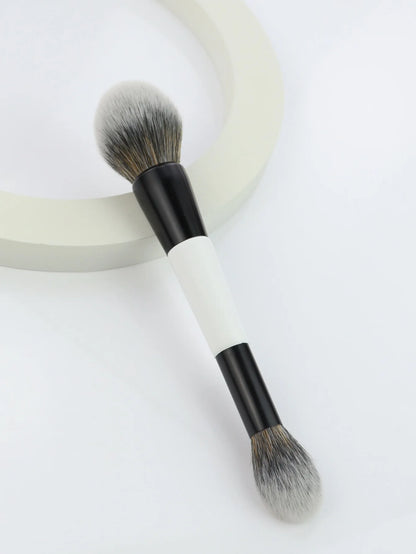 Double Head Makeup Brushes 2 In 1 Flat Angled Foundation Concealer Contour for Blending Loose Powder Liquid Cream Cosmetic To