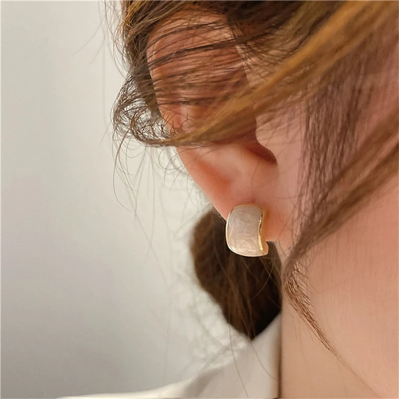 Trend Chic Enamel C-shaped Women's Stud Earrings Red Green Pink Color Small Earrings for Girls aretes de mujer 2025 new in