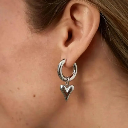 Punk Peach Heart Pendant Earrings for Women Silver Color Simple Fashion Geometric Circular Ear Buckle New Trendy Jewelry Gift