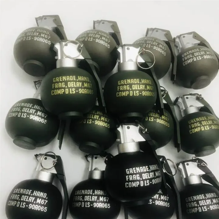 Cosplay Accessories Plastic M67 Grenade Toy Decoration Anime Peripheral Model Pull Ring Military Grenade Toy M18 Smoke Flash