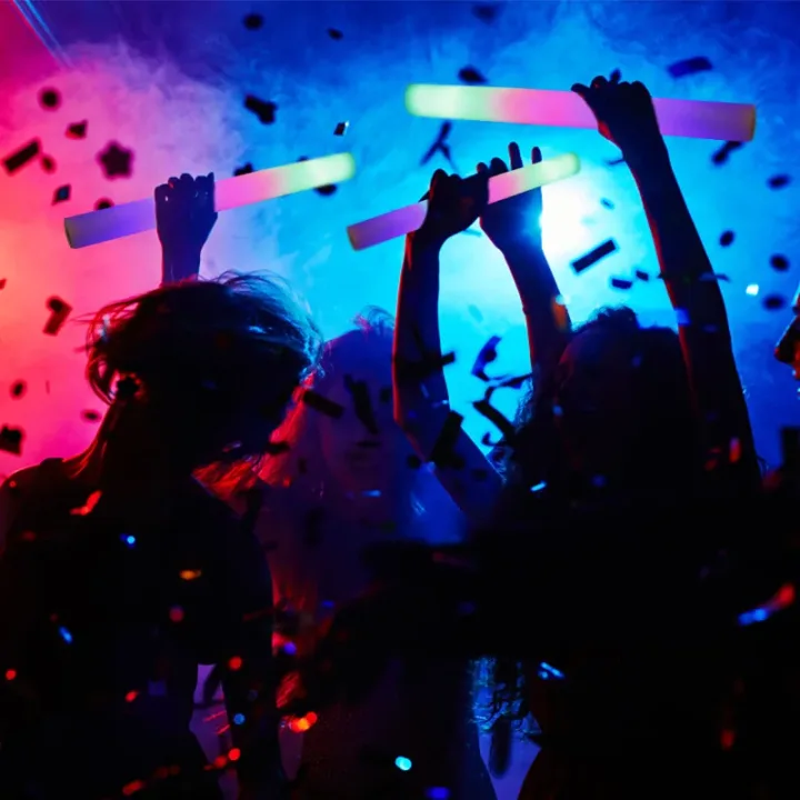 20/30/60Pcs LED Glow Sticks Bulk Colorful RGB Glow Foam Stick Cheer Tube Dark Light for Xmas Birthday Wedding Party Supplies