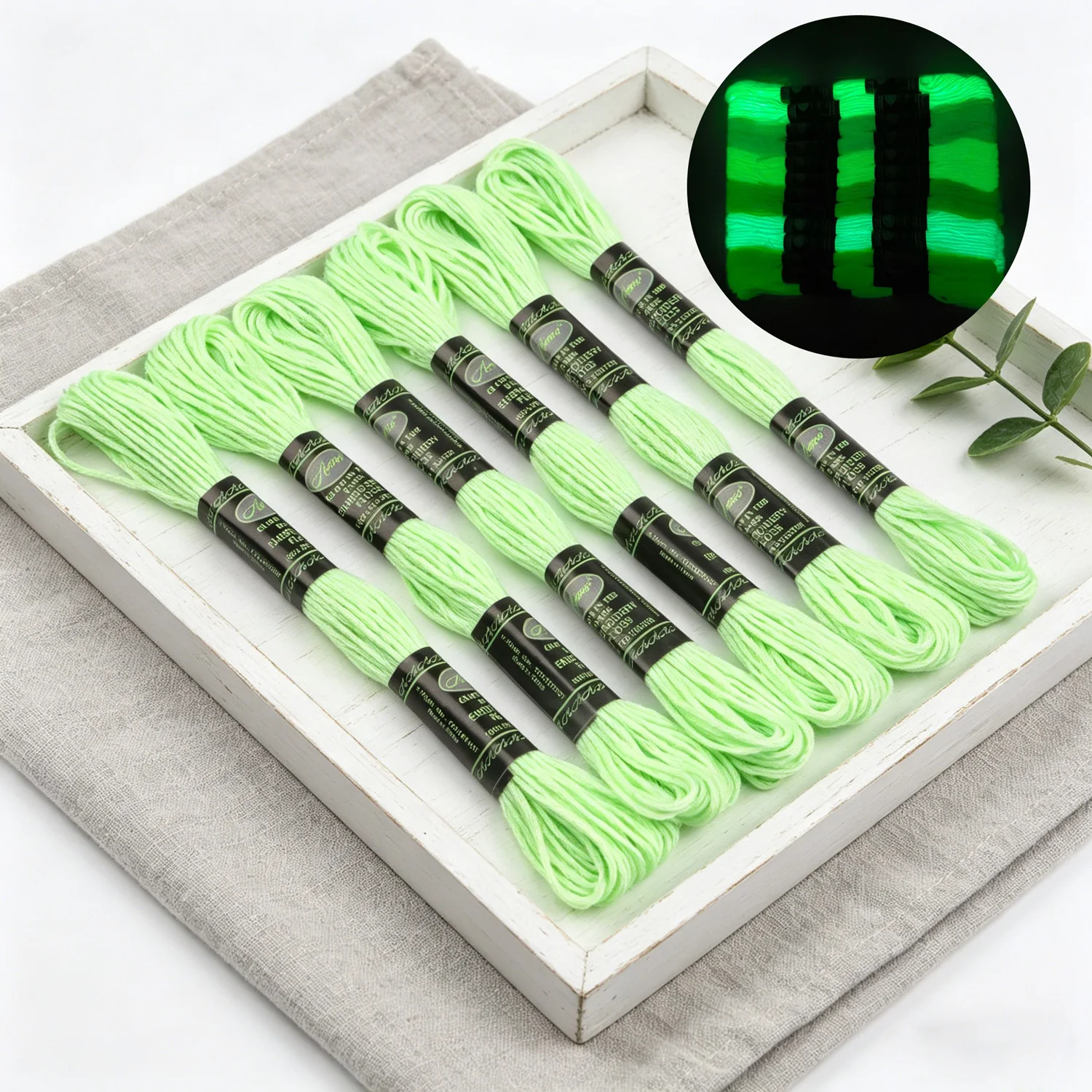 Cross Stitch Patterns, Glow in the Dark Embroidery Floss, 8m Thread Set, Perfect for Cross Stitch Kits, Craft Projects, Sewing Patterns
