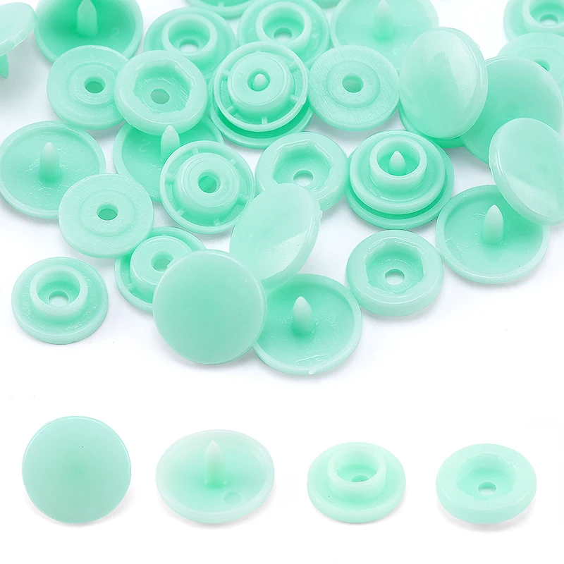 Lt-green Snap Button